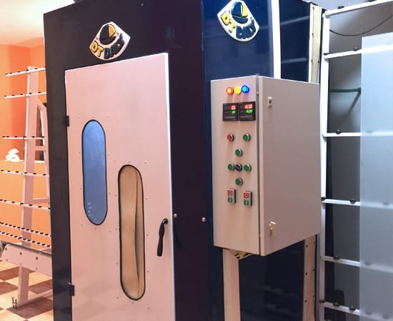 ماكينة صنفرة الزجاج